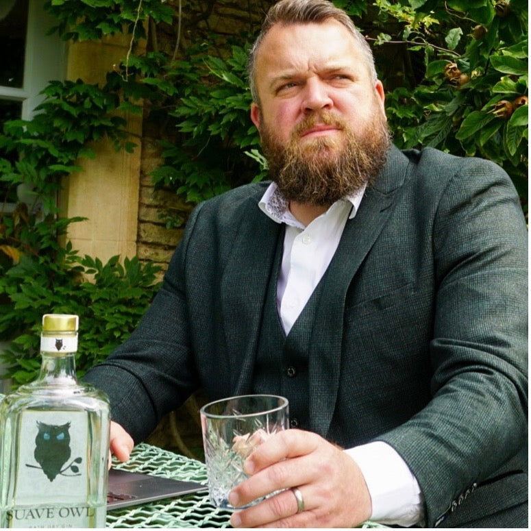 Seasonal Suits With SUAVE OWL