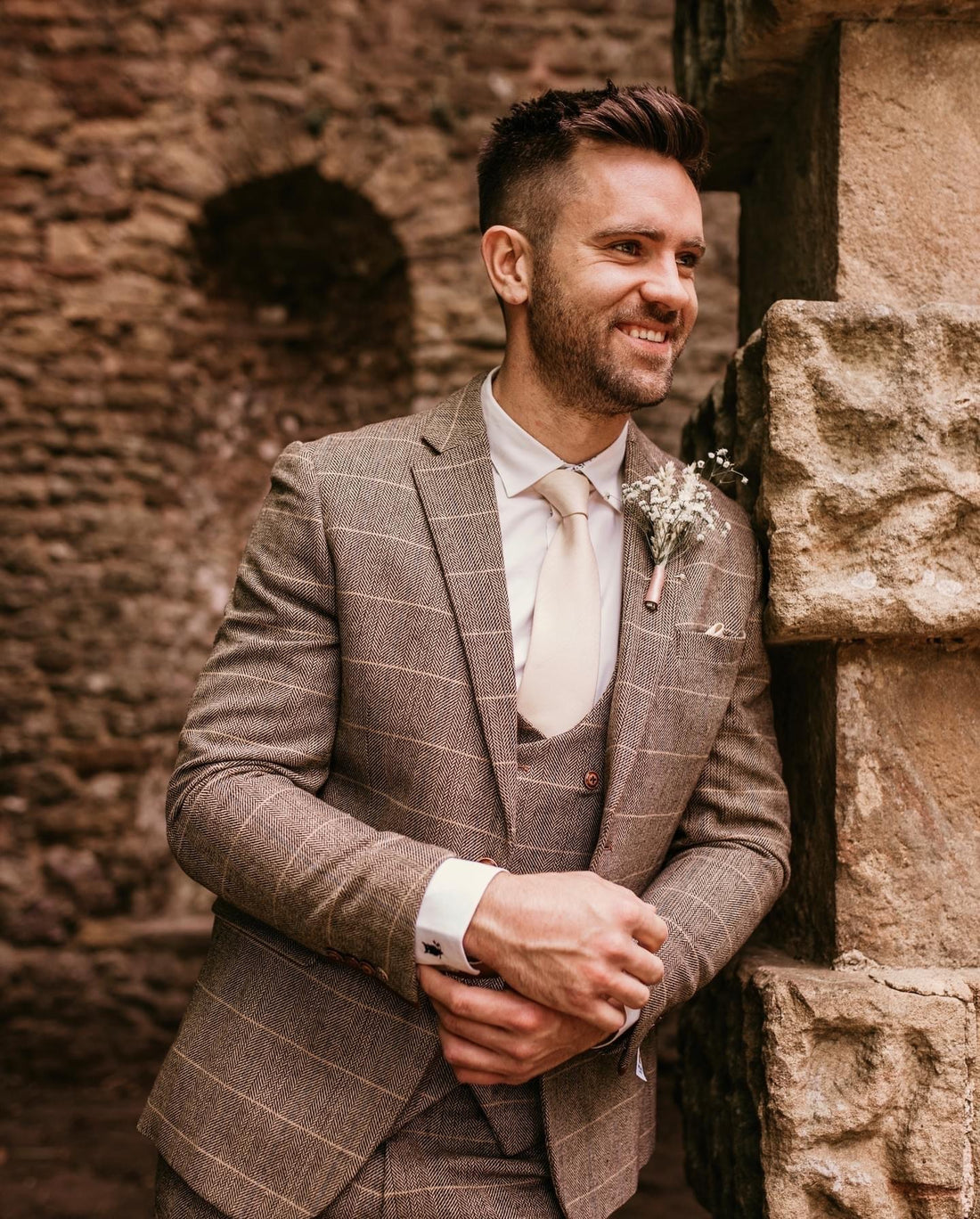 Men's Wedding Fashion: Top Trends & Tips For Grooms