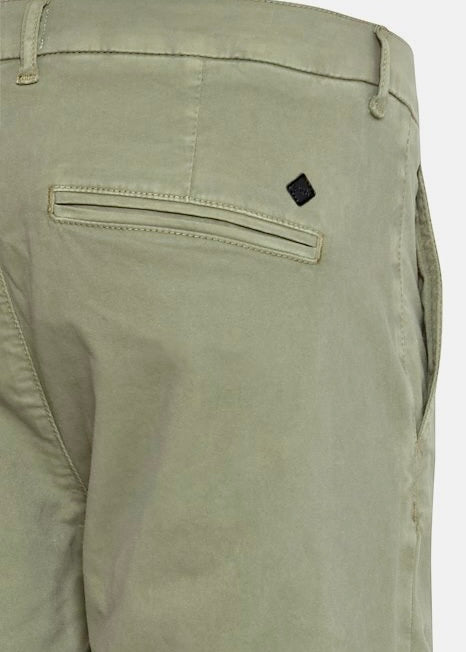 Slim Chino Shorts Mint