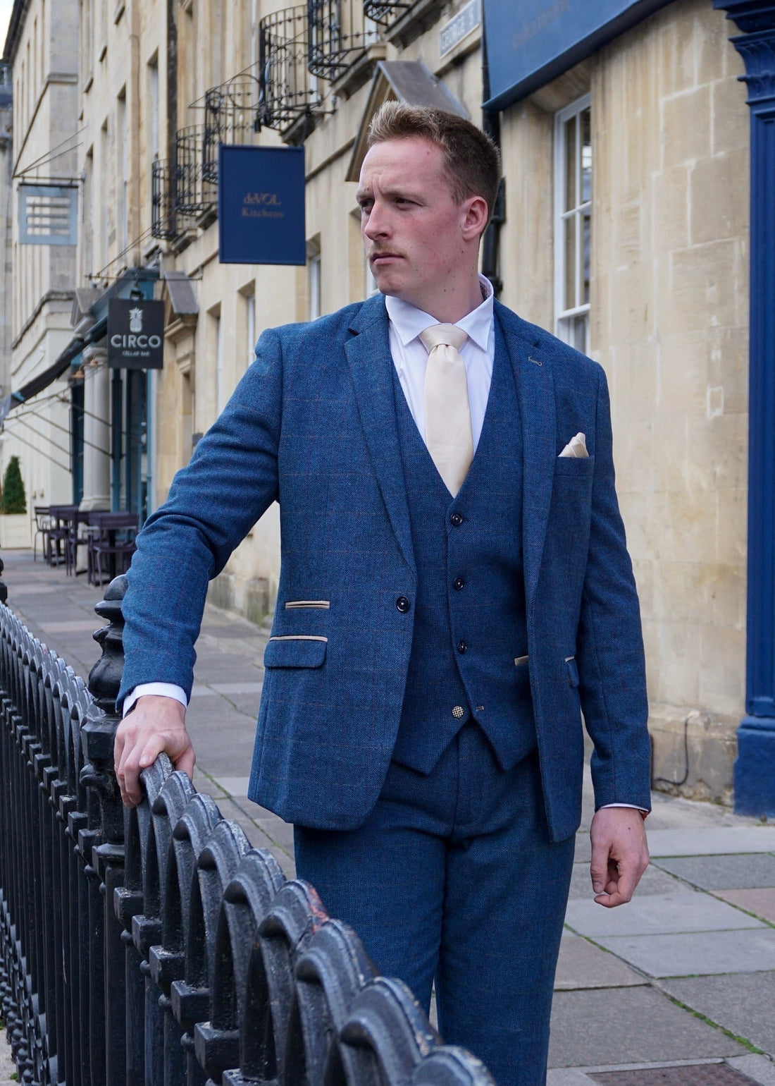 Spring Suiss Men's Spring Suits – Suave Owl Menswear