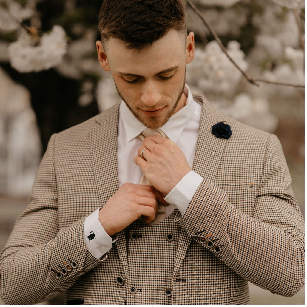 Winchester Wedding: Get Your Groom's Suit At SUAVE OWL