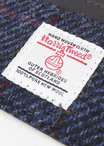 Tweed credit card holder for men - close up.