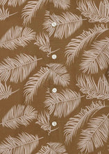 Load image into Gallery viewer, Close up on palm leaf pattern details. 
