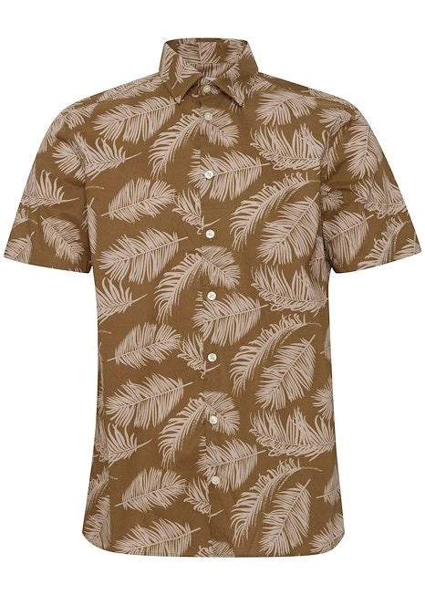 Short-sleeve palm pattern shirt for men.
