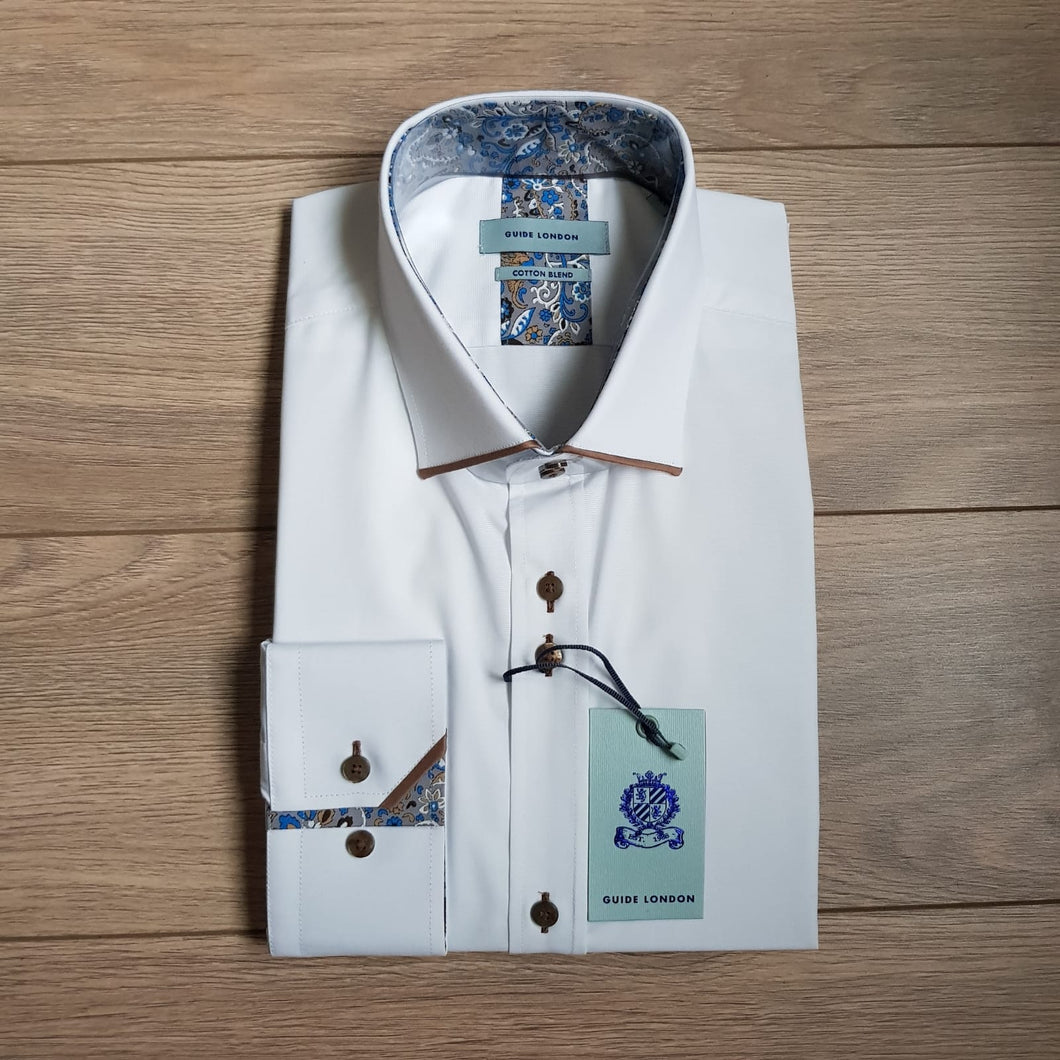 Guide London formal white shirt with exquisite internal pattern.
