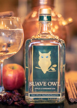 Load image into Gallery viewer, SUAVE OWL Apple &amp; Cinnamon Gin Bath Dry Gin
