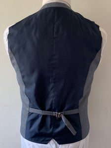 The reverse of a Cavani Del Ray Checked Waistcoat.