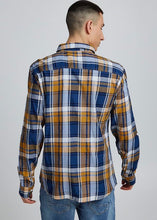 Load image into Gallery viewer, Lumberjack shirt butterscotch blue with orange butterscotch base tones with blue &amp; navy checked detail. Back of shirt on model.
